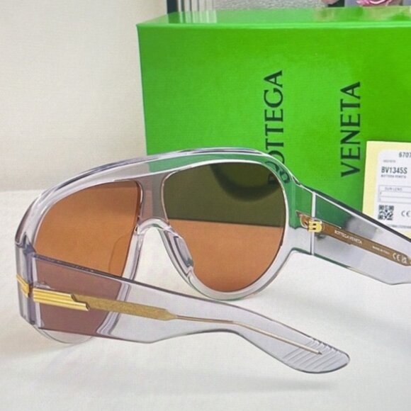 Sleek Bottega Veneta Translucent Shield Shades - Picture 2 of 7